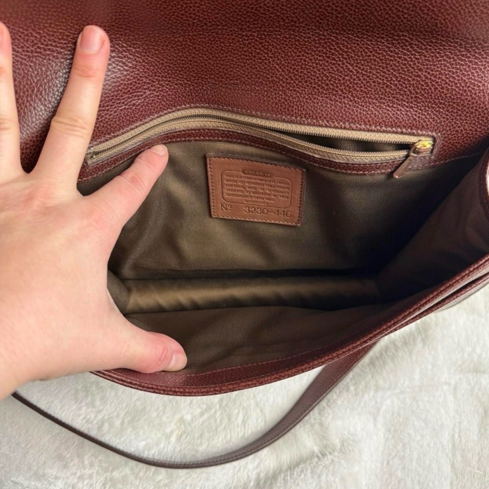 Vintage Coach Madison Royalton Pebbled Leather Maple Brown turn lock ITALY - Picture 6 of 7